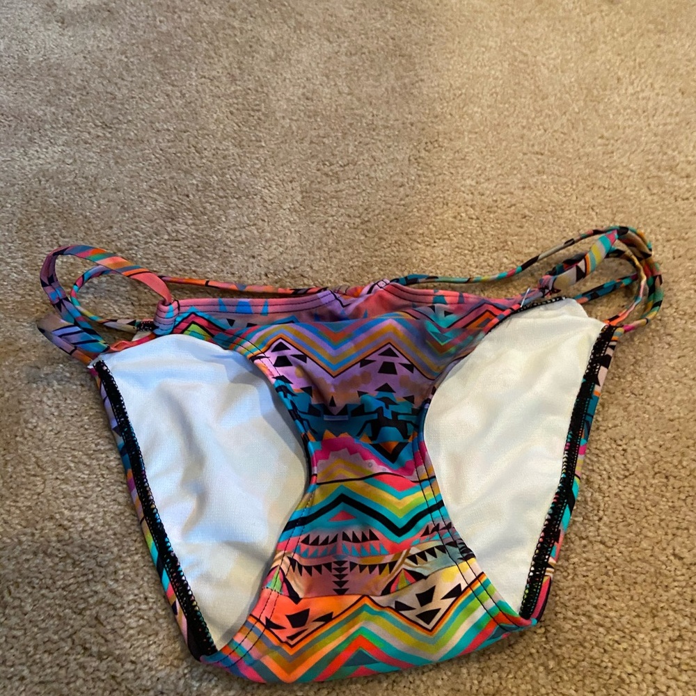 Express Multi-Colored Bikini Set - Picture 3 of 4